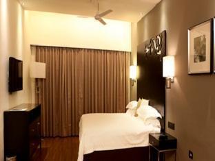 The Kay Hotel Vijayawāda Exterior photo
